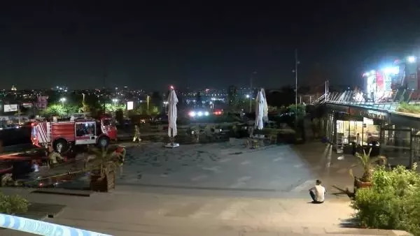 Beyoğlu Evlendirme Dairesi'nin Bahçesinde Yangın Çıktı