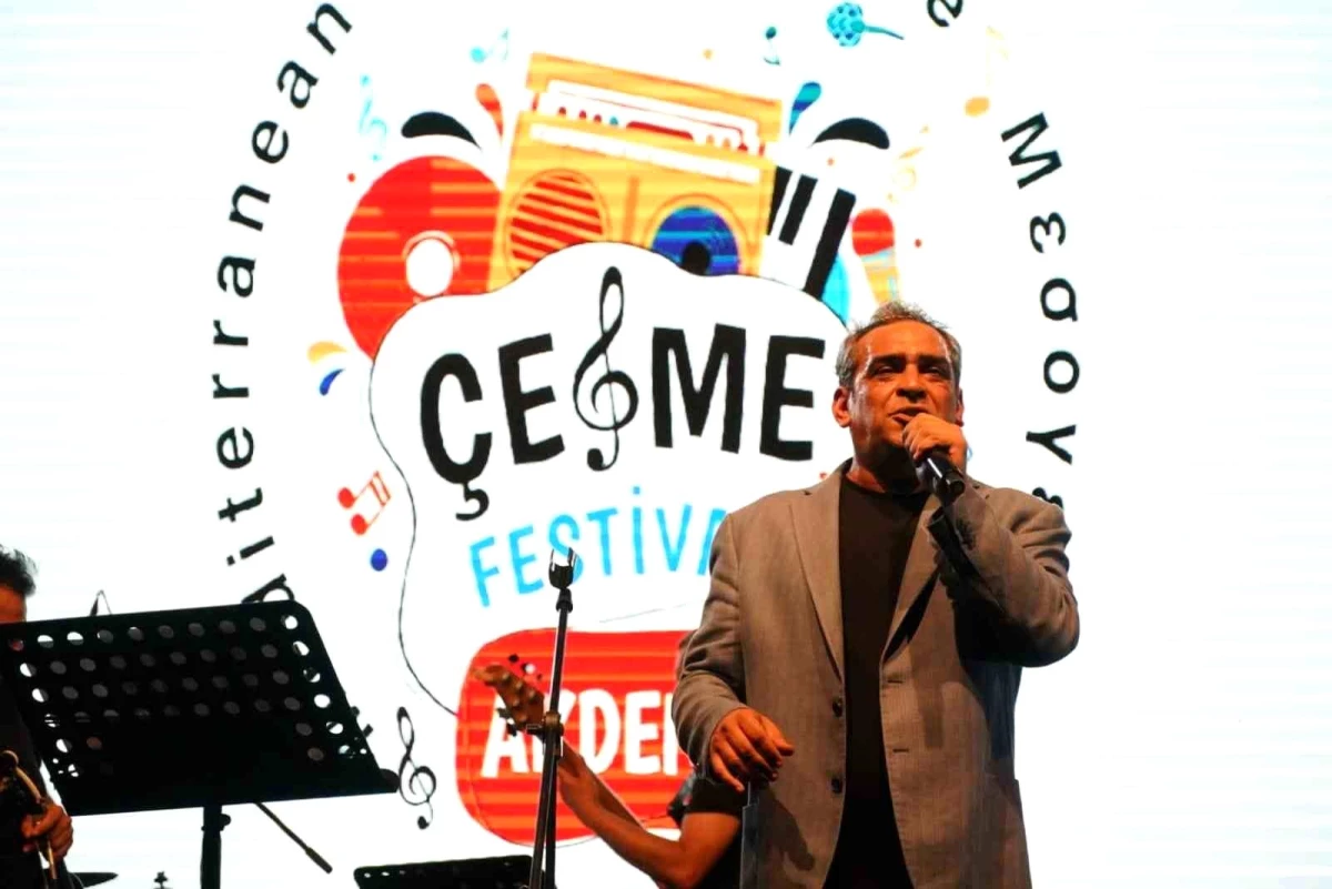 Çeşme Festivali\'nde Ege\'nin Konseri Unutulmaz Anlar Yaşattı
