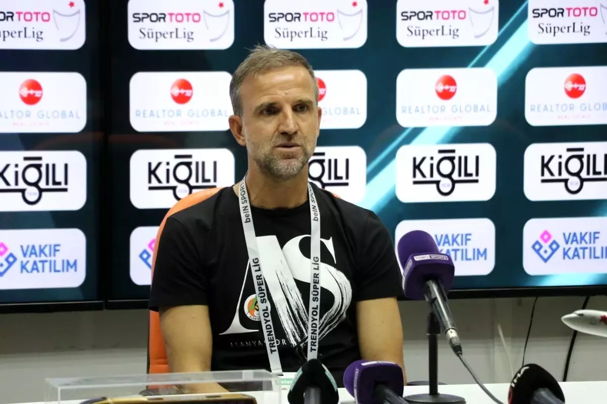 Alanyaspor Yardımcı Antrenörü İsmail Serbest: \'Pozisyonsuz bir maçı bitirdik\'