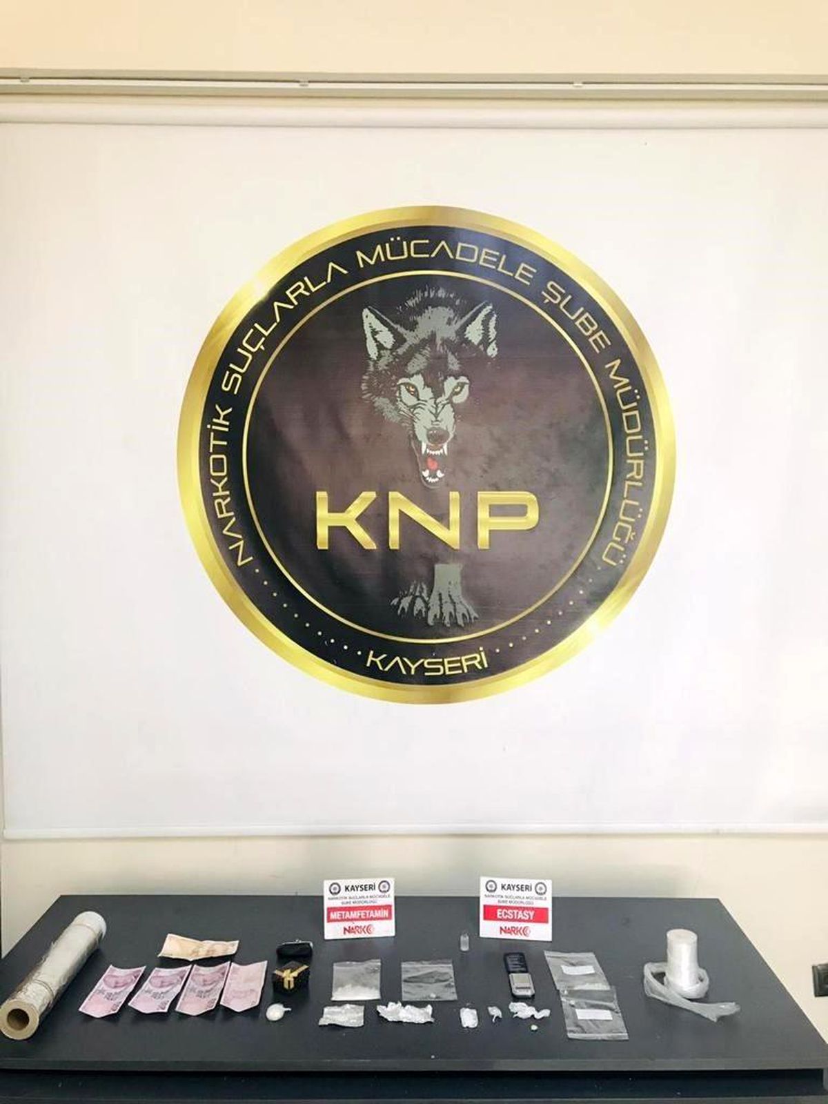 Kayseri\'de Uyuşturucu Operasyonu: 2 Kişi Gözaltına Alındı