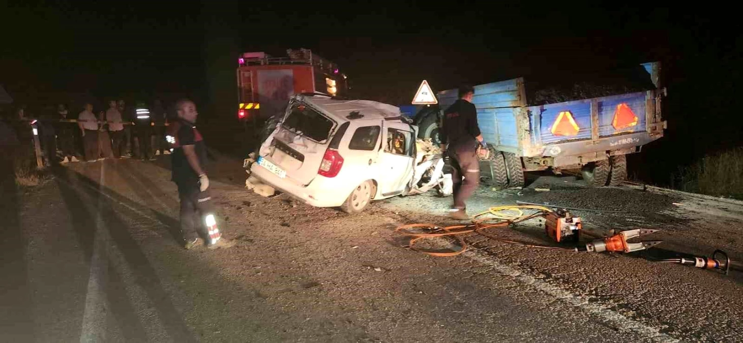 Bolu\'da traktörle çarpışan otomobilde kadın hayatını kaybetti