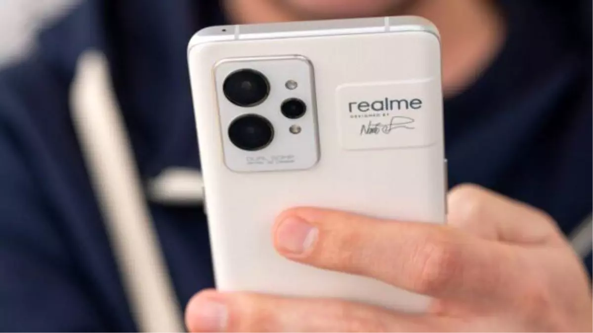 Realme GT 2 Pro için Android 14 güncellemesi yayınlandı