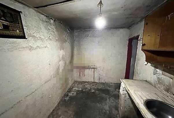 Resmen milletin aklıyla alay ediyorlar! İstanbul'da harabeye dönmüş ev için 8 bin 500 TL kira ve 2 depozito istediler Resmen milletin aklıyla alay ediyorlar! İstanbul'da harabeye dönmüş ev için 8 bin 500 TL kira ve 2 depozito istediler