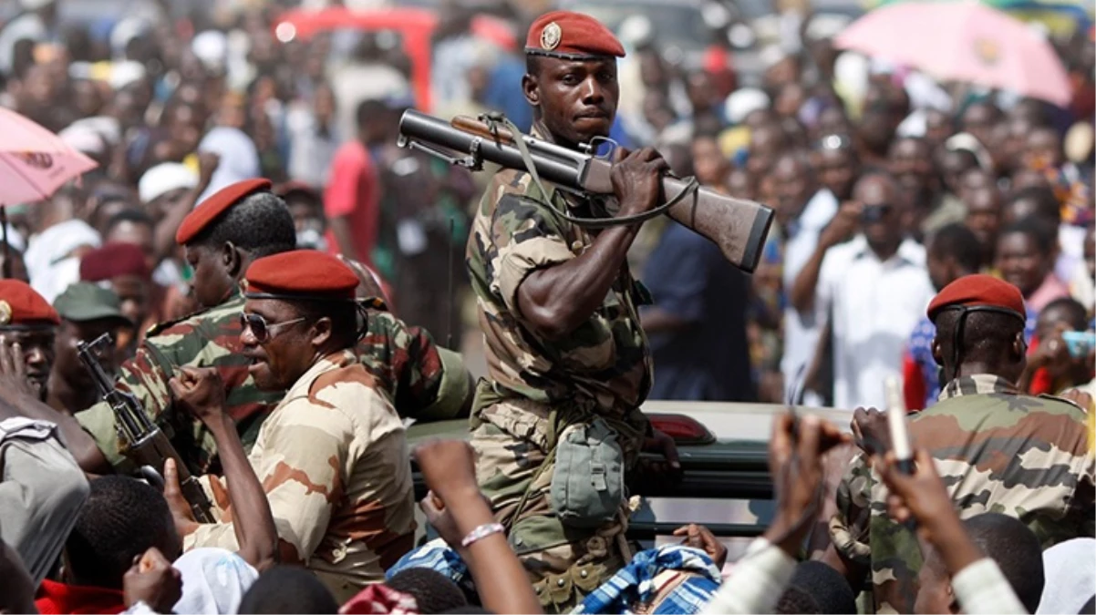 Son Dakika: Fransa, Nijer\'den büyükelçisini ve askerlerini çekme kararı aldı
