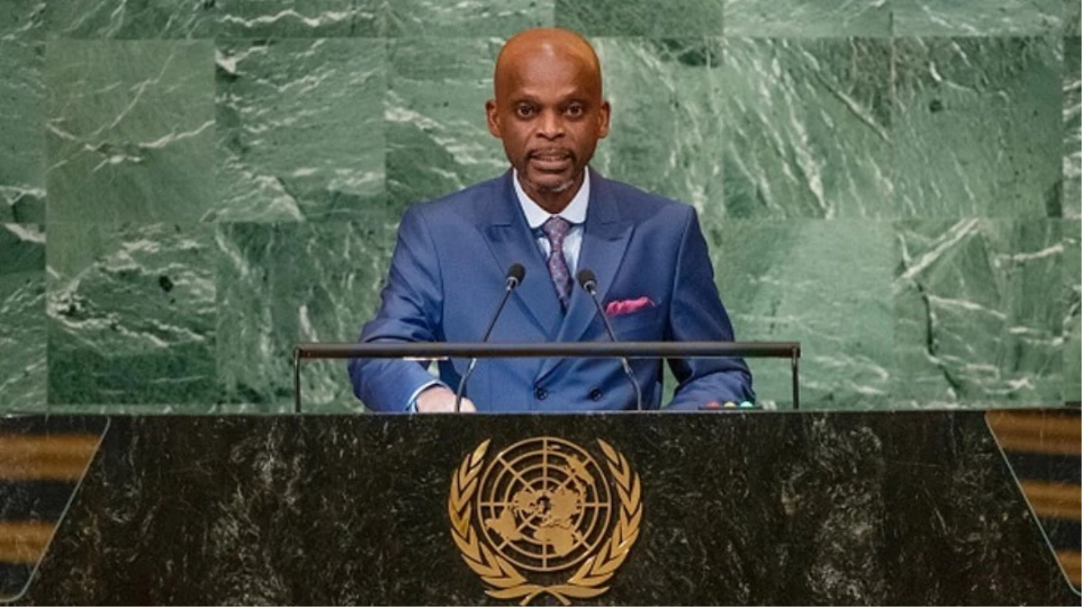 Togo Dışişleri Bakanı Robert Dussey\'den BM Genel Kurulu\'nda tarihi konuşma: Artık sizden bıktık