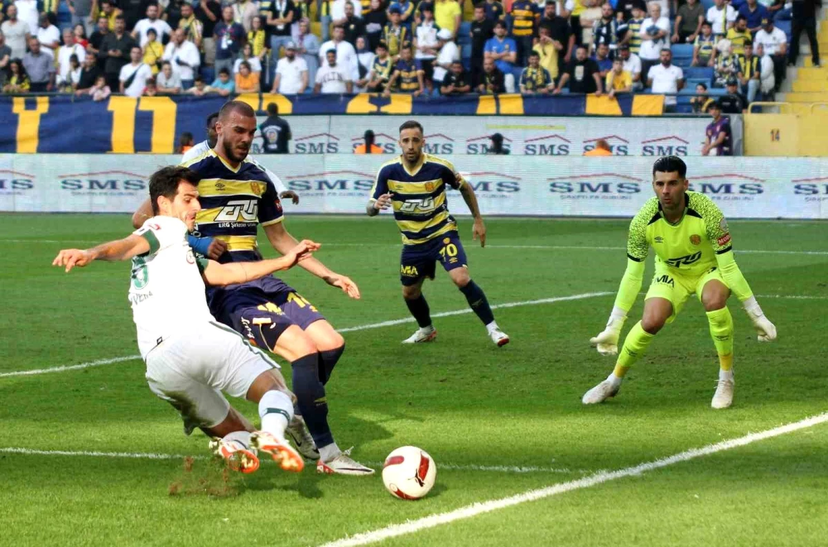 Ankaragücü ile Konyaspor Berabere