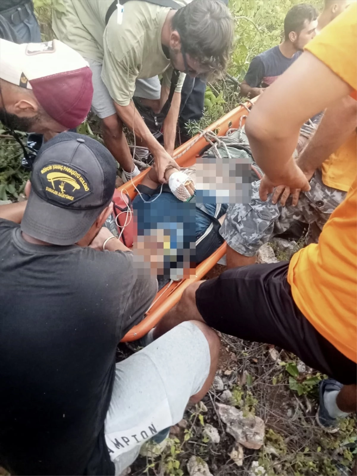 Alanya\'da Yamaç Paraşütü Kazası: Bir Turist Öldü, Pilot Yaralandı
