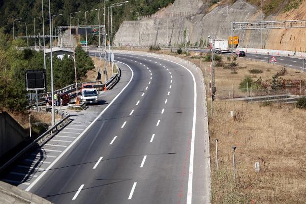 Anadolu Otoyolu Ankara Yönü Trafiğe Kapatıldı