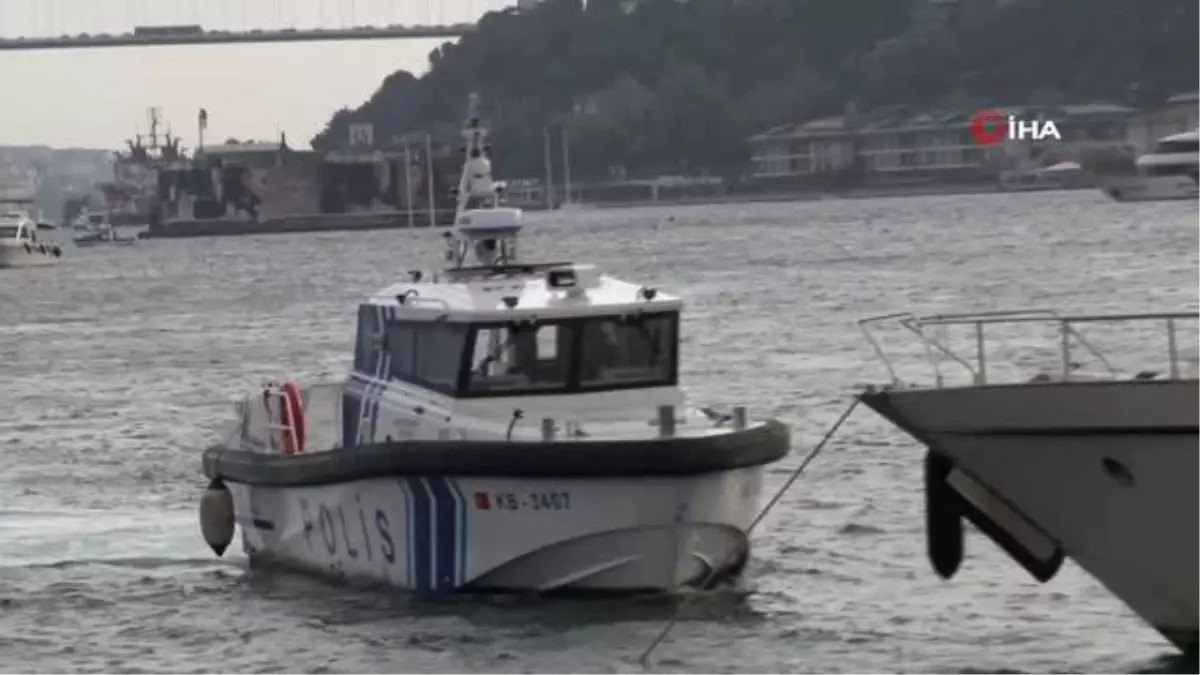 Beşiktaş Akıntıburnu\'nda Tekne Alabora Oldu