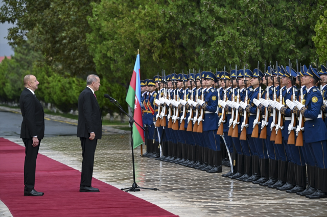 Cumhurbaşkanı Recep Tayyip Erdoğan ve İlham Aliyev görüştü
