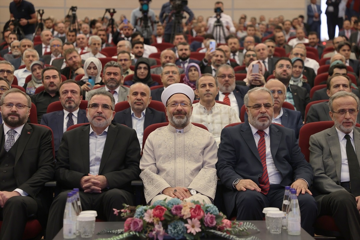 Diyanet İşleri Başkanı Erbaş Mevlid-i Nebi Haftası\'nın tanıtım toplantısında konuştu Açıklaması