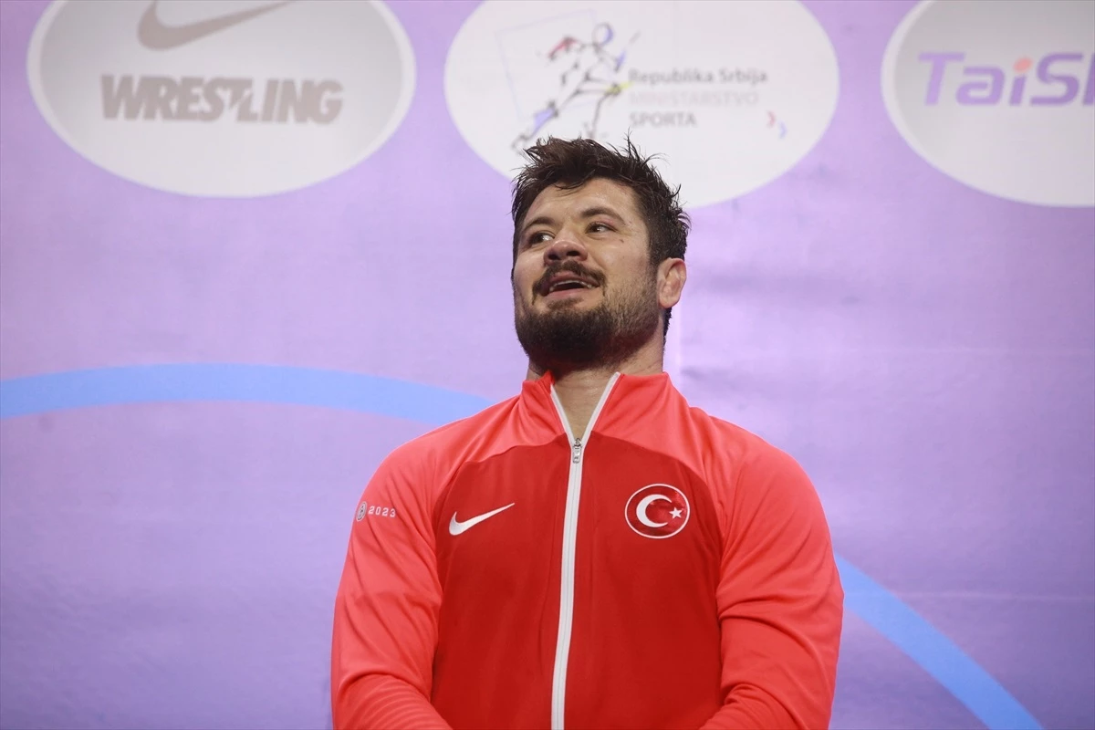 Ali Cengiz, Dünya Güreş Şampiyonası\'nda altın madalya kazandı