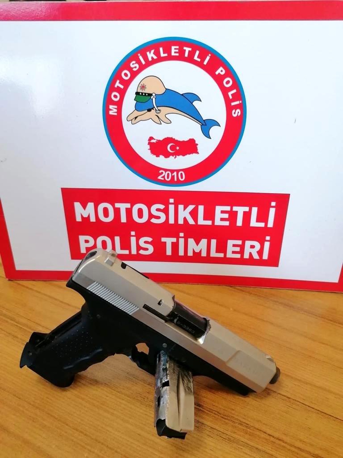 Düzce\'de Uyuşturucu ve Aranan Şahıslar Yakalandı