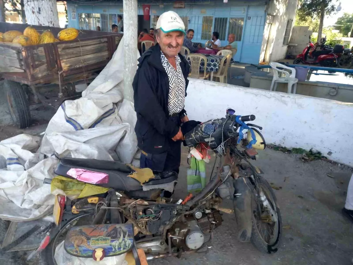 65 yaşındaki adamın 40 yıllık motosikleti