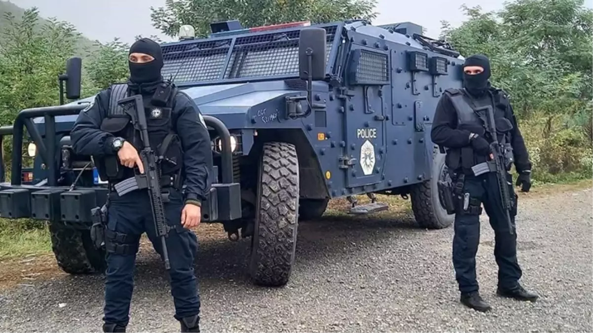 Kosova\'nın kuzeyindeki çatışmalar sona erdi: 5 kişi öldü, 6 Sırp gözaltına alındı