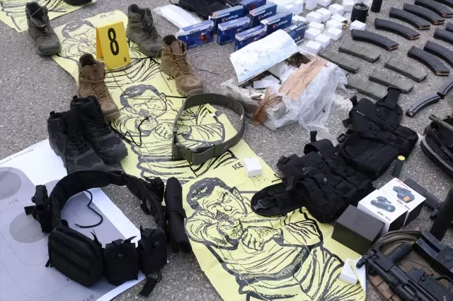 Adeta savaşa gelmişler! Kosova'ya saldırı düzenleyen Sırplardan çıkanlar bir orduya yeter