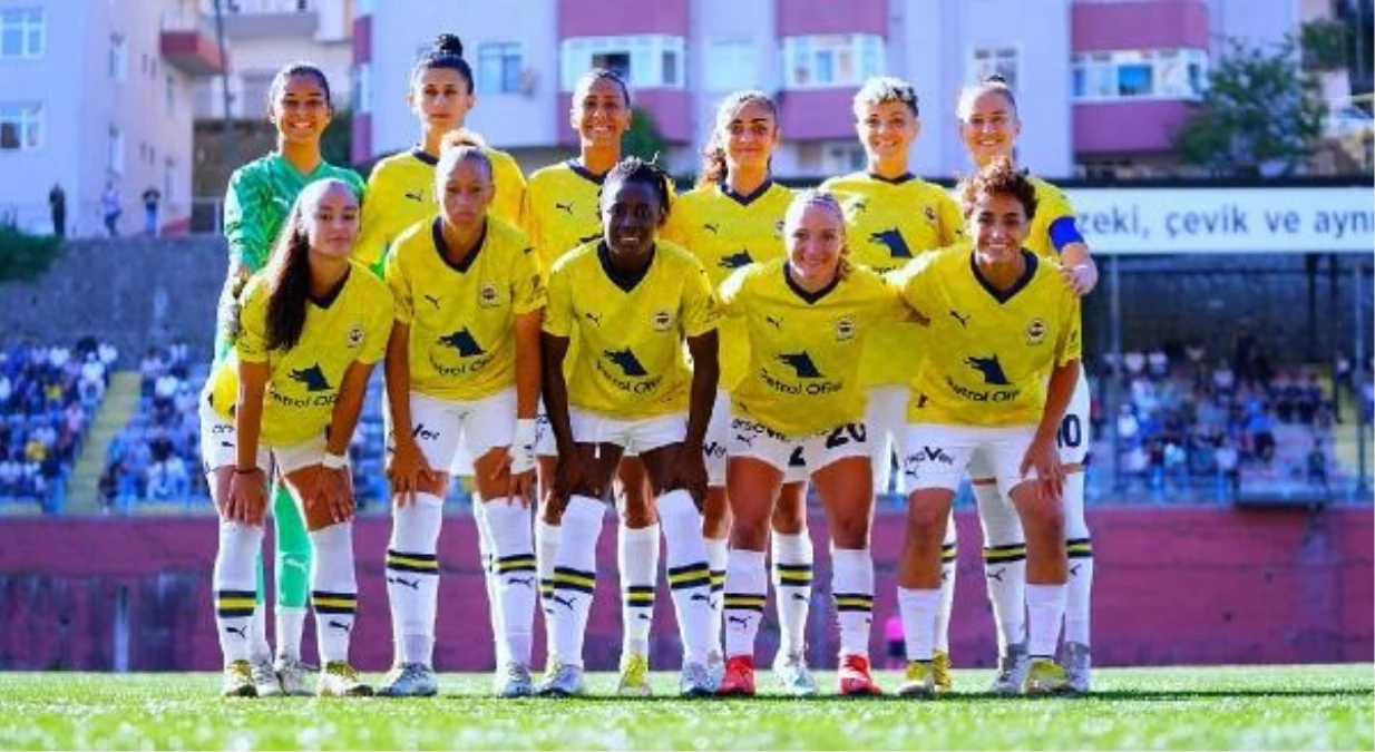 Petrol Ofisi, Fenerbahçe Kadın Futbol Takımı\'nın Sponsorluğunu Sürdürüyor