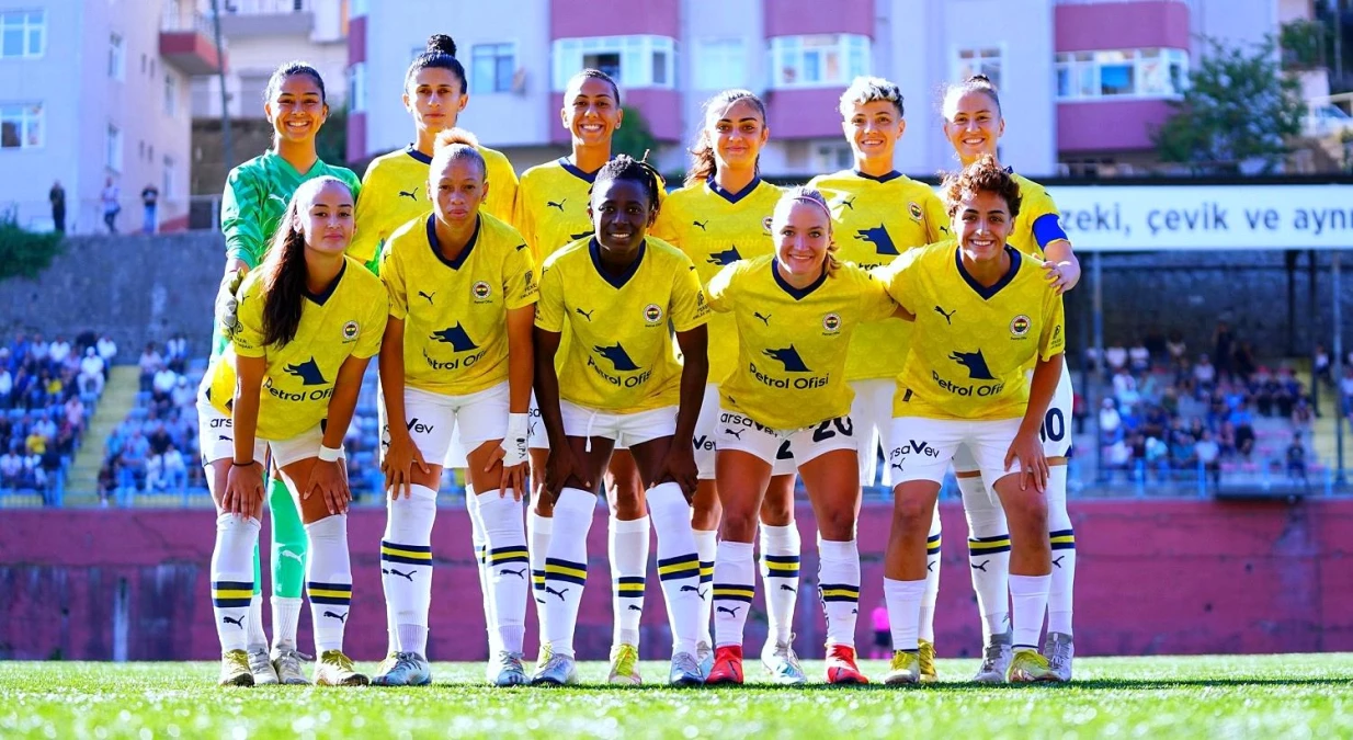 Petrol Ofisi, Fenerbahçe Kadın Futbol Takımının Sponsorluğunu Sürdürüyor