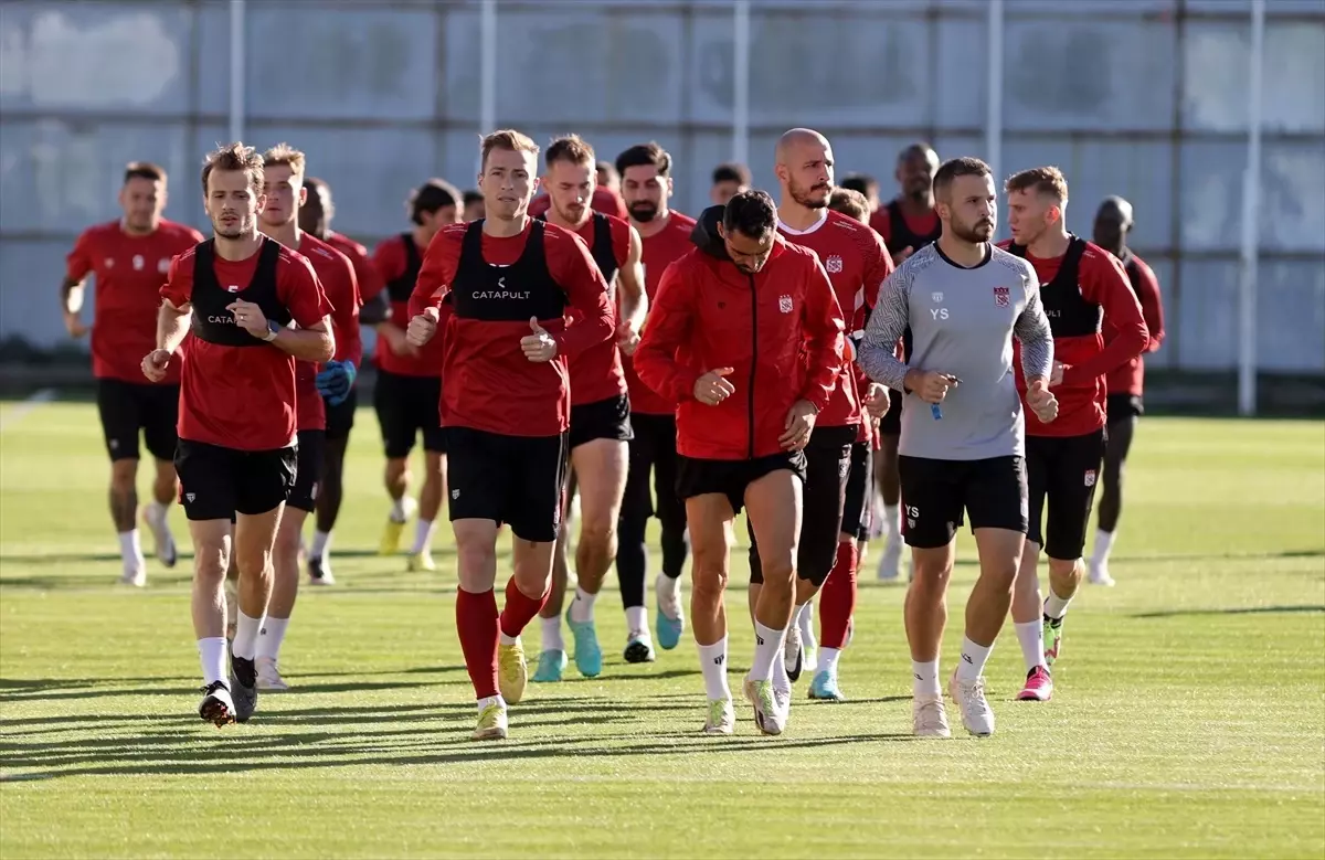 EMS Yapı Sivasspor, Atakaş Hatayspor maçı için hazırlıklara başladı