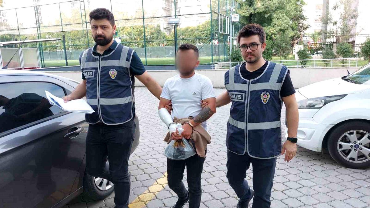 Samsun\'da bir kişi babasını bıçakla yaraladı