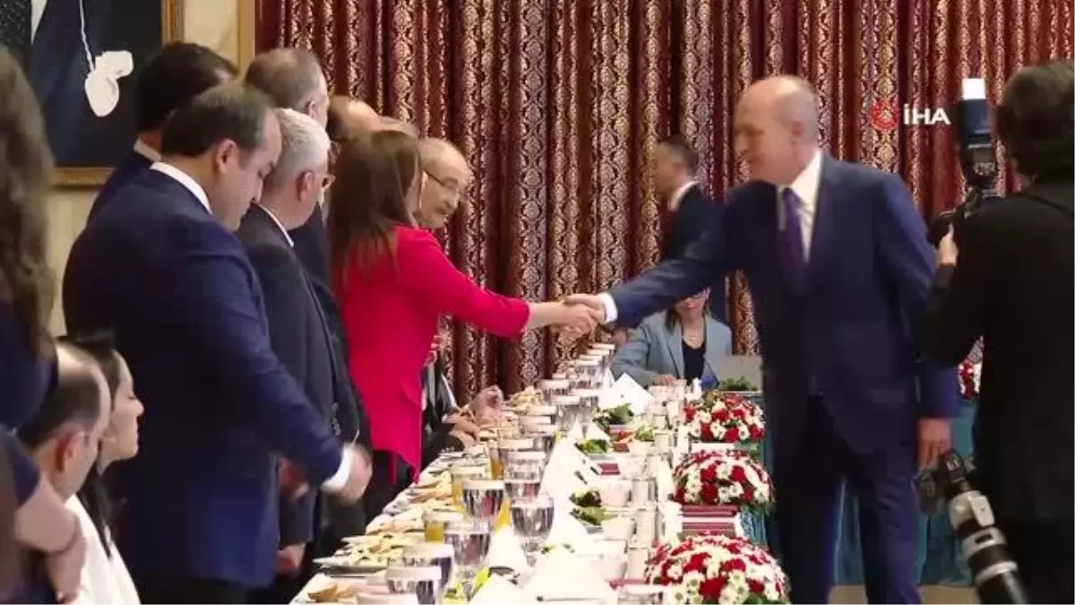 TBMM Başkanı Kurtulmuş: "Yeni bir anayasa yapmak, Türkiye\'nin boynunun borcudur. Cumhuriyetimizin ikinci asrına yakışan önemli bir adım olacaktır"