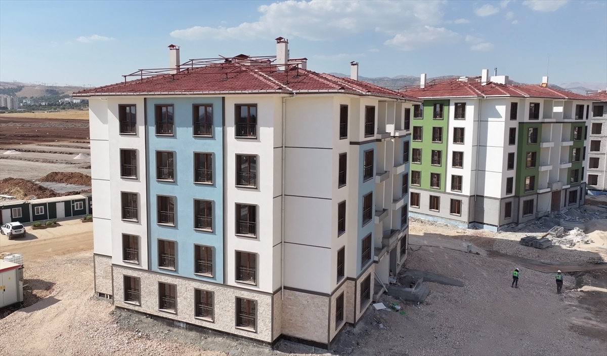 Adıyaman\'da 650 Kalıcı Deprem Konutu İnşaatı Devam Ediyor