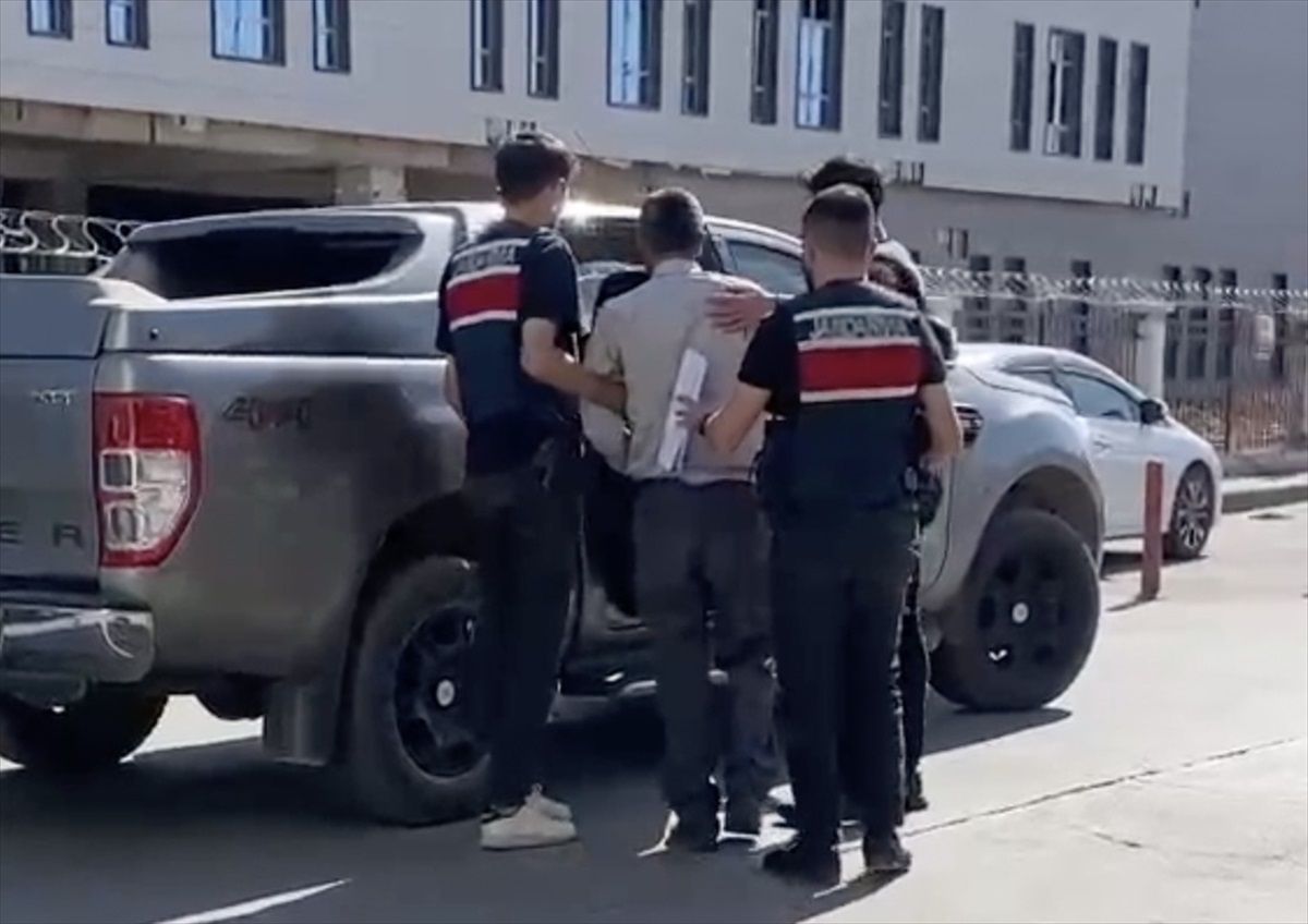 Adıyaman\'da PKK/KCK operasyonunda gözaltına alınan zanlı tutuklandı