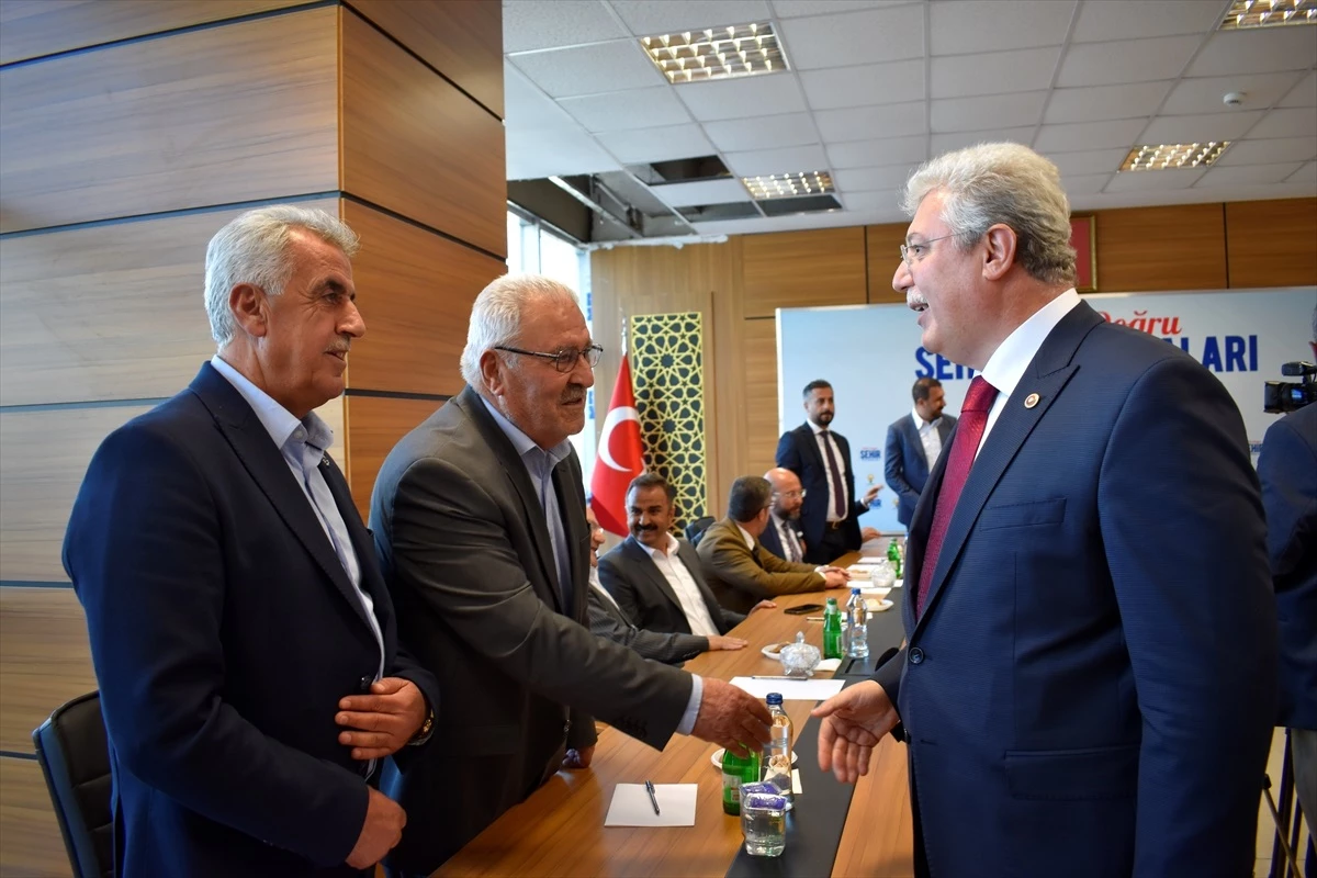 AK Parti Grup Başkanvekili Akbaşoğlu, Bitlis\'te konuştu Açıklaması