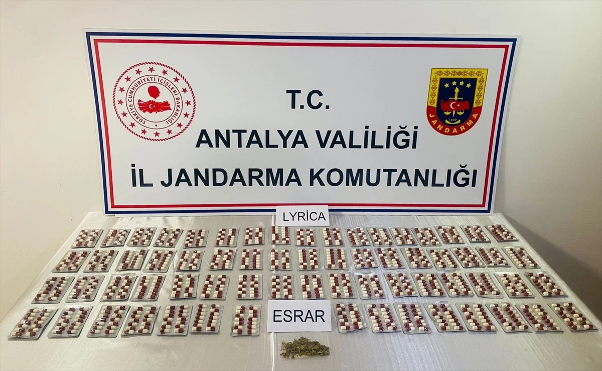 Antalya\'da Uyuşturucu Operasyonu: 2 Şüpheli Gözaltına Alındı