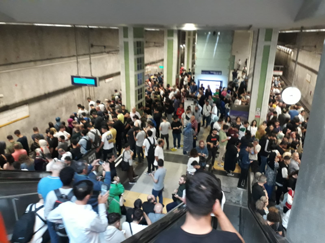 Bağcılar - Yenikapı metro hattında arıza! Bedelini yine İstanbullu ödedi