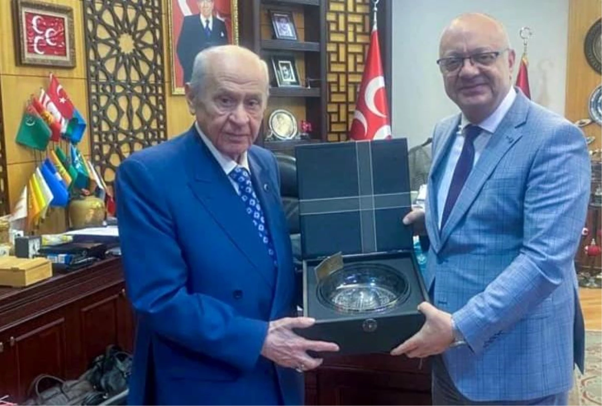 Manisa Büyükşehir Belediye Başkanı Cengiz Ergün, MHP Genel Başkanı Devlet Bahçeli\'yi Ziyaret Etti