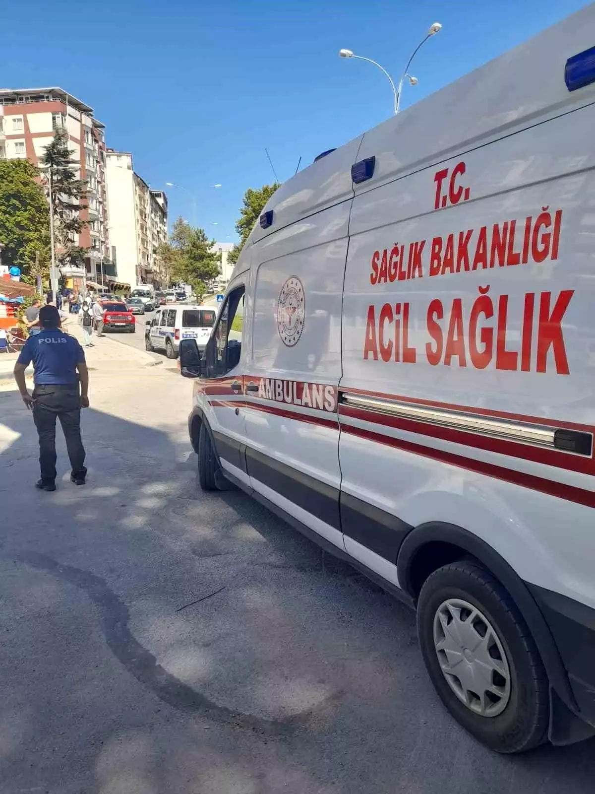 Bilecik\'te Otomobil ile Bisikletli Çarpışması: 1 Yaralı