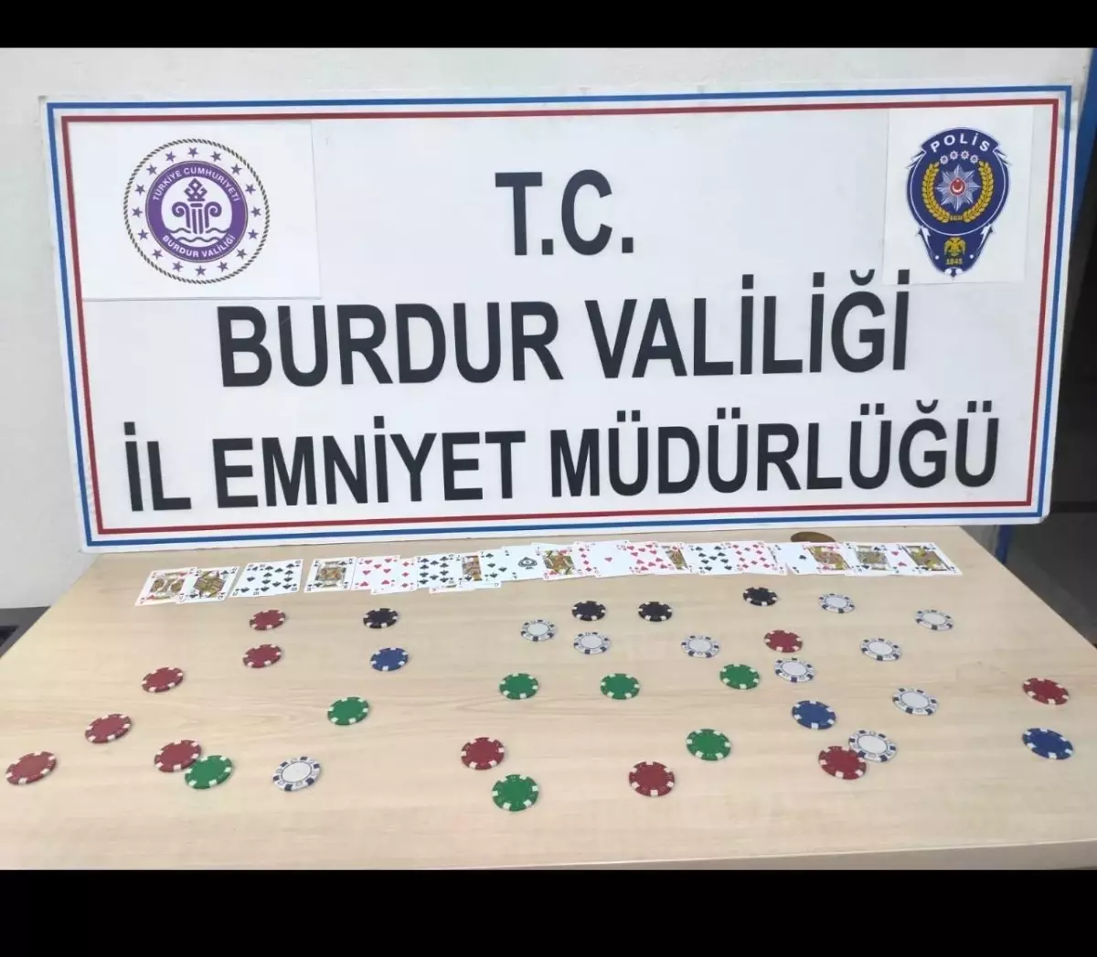 Burdur\'da Kumar Oynayanlara Para Cezası