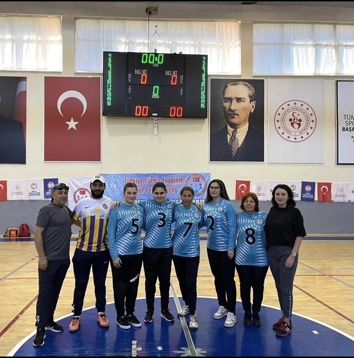 Eskişehir Görme Engellilerspor Kulübü kupa için Karaman\'a gitti