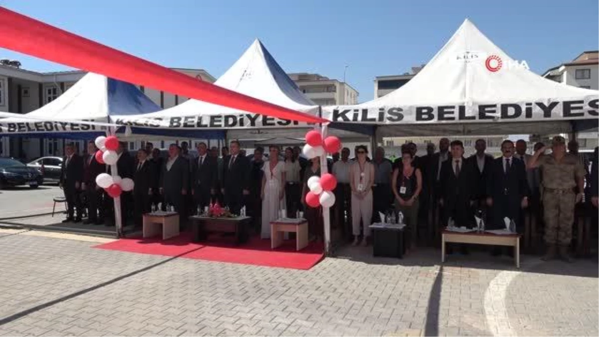 Gülben Ergen\'in derneği tarafından Kilis\'te yapılan okul faaliyete açıldı