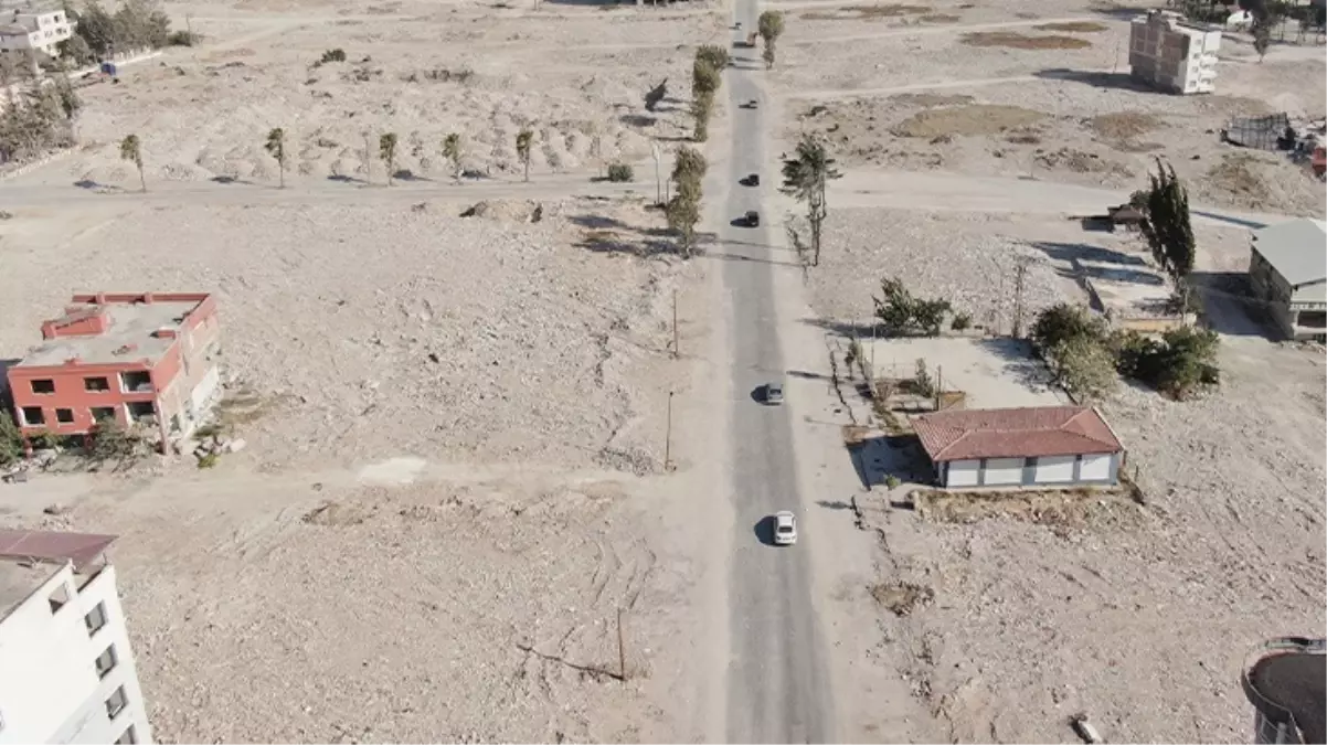 Hatay\'da enkazın yüzde 72\'si kaldırıldı! Yıllarca yaşadıkları sokakları artık tanıyamıyorlar