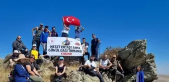 Kırşehirli Dağcılar, Neşet Ertaş'ı Anma Gönül Dağı Tırmanışı Gerçekleştirdi