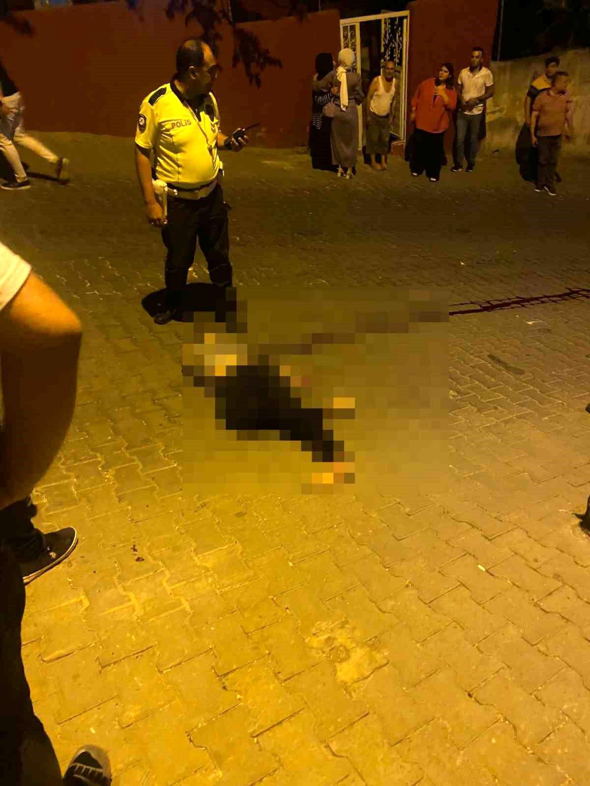 Siirt\'te 6. kattan düşen genç hayatını kaybetti