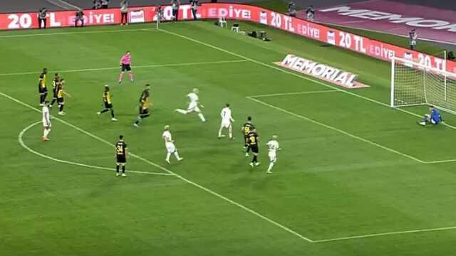 Son Dakika: Aslan namağlup devam! Galatasaray, erteleme maçında İstanbulspor'u deplasmanda 1-0 mağlup etti