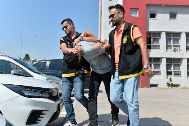 Sosyal medya tartışması kanlı bitti! Rastgele ateş açılan ateş yaşlı adamı canından etti Sosyal medya tartışması kanlı bitti! Rastgele ateş açılan ateş yaşlı adamı canından etti