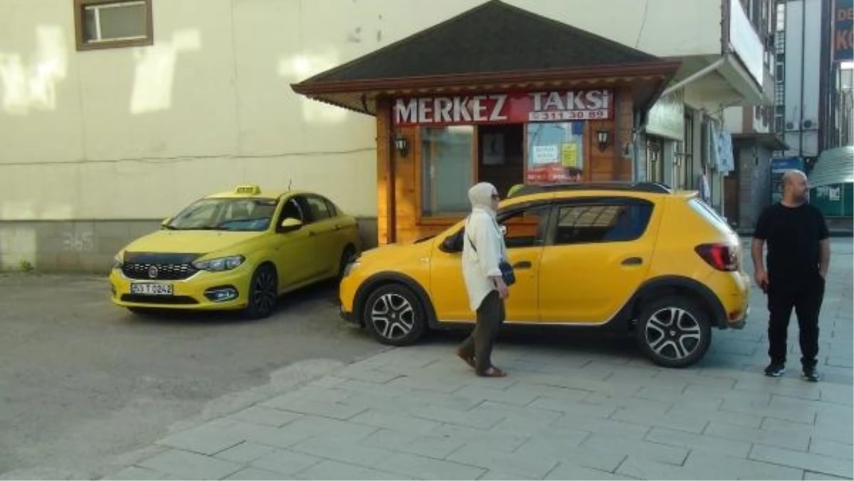 Rize\'de 8 yeni taksi plakası ihalesi ve satışı iptal edildi