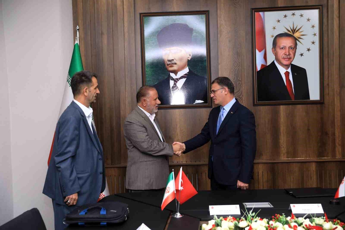 Türkiye ve İran arasında güvenlik önlemleri için mutabakat imzalandı