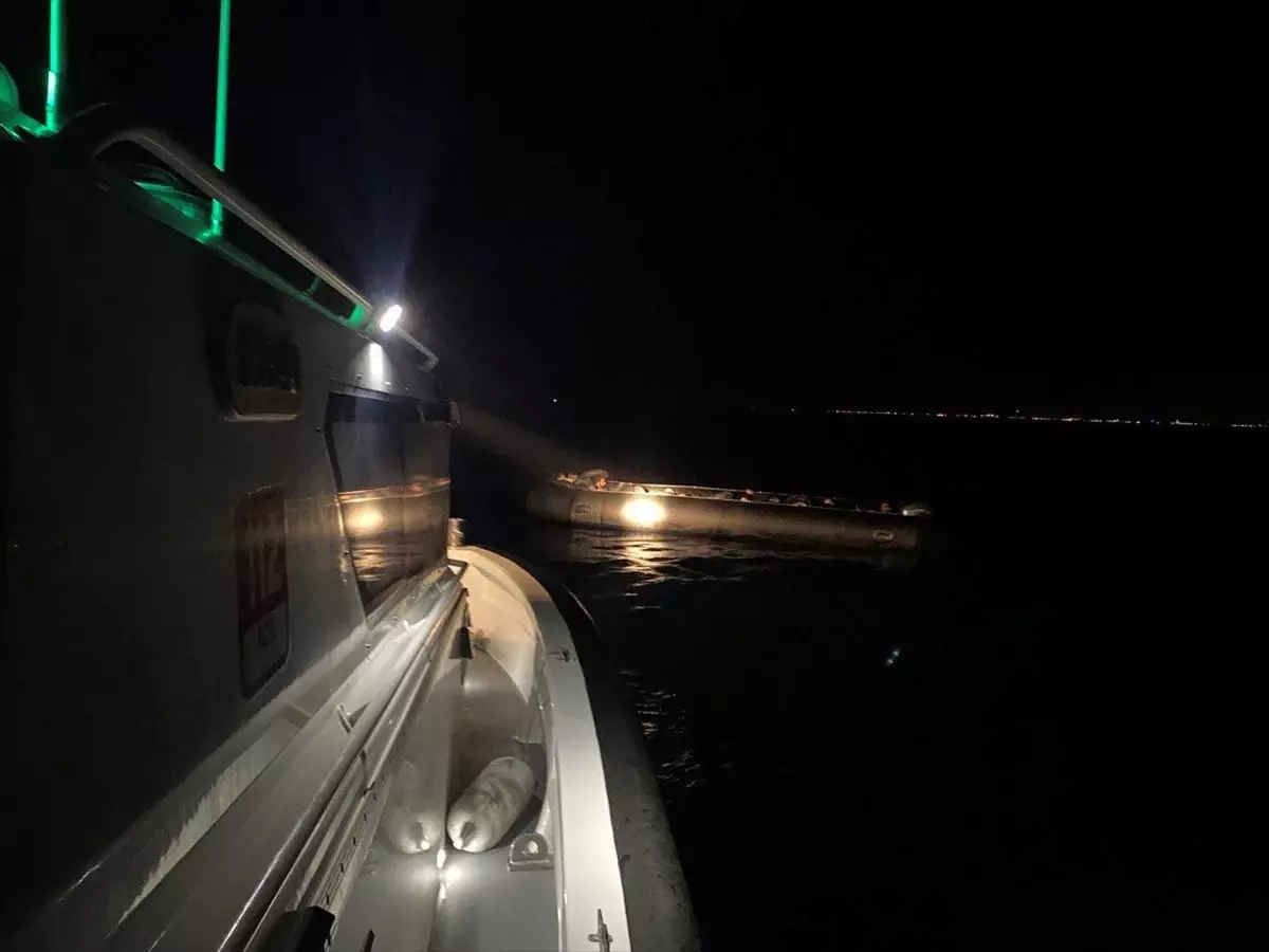 Yunanistan Sahil Güvenliği Tarafından Türk Karasularına İtildiler