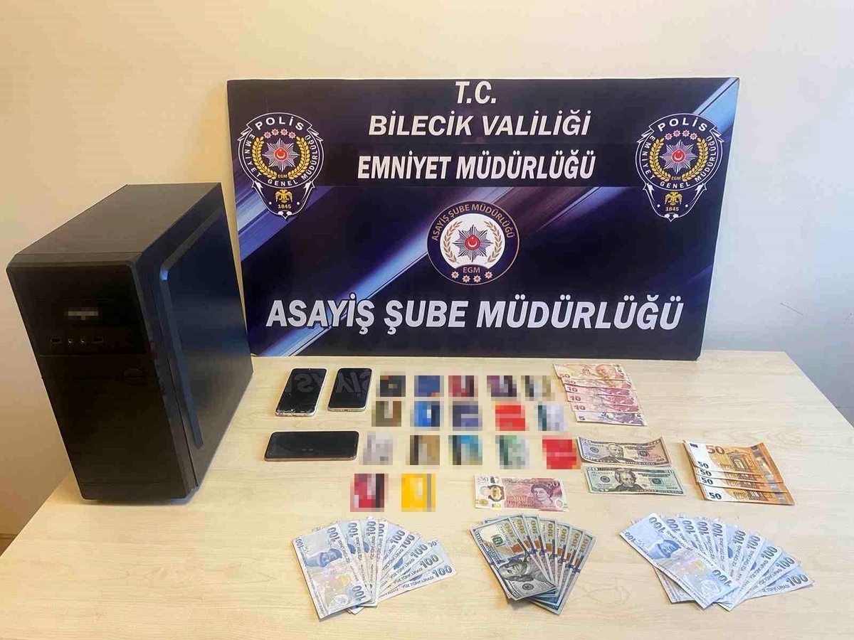 Bilecik merkezli dolandırıcılık operasyonunda lider İstanbul\'da yakalandı