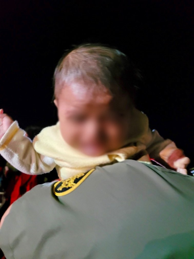 ABD-Meksika sınırında terk edilmiş bebek bulundu