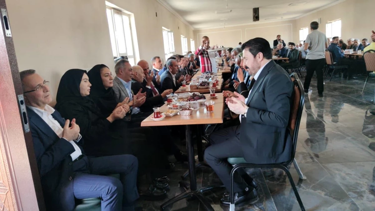 AK Parti Ağrı Milletvekili Ruken Kilerci, Tutak ve Eleşkirt ilçelerinde taziye ziyaretinde bulundu