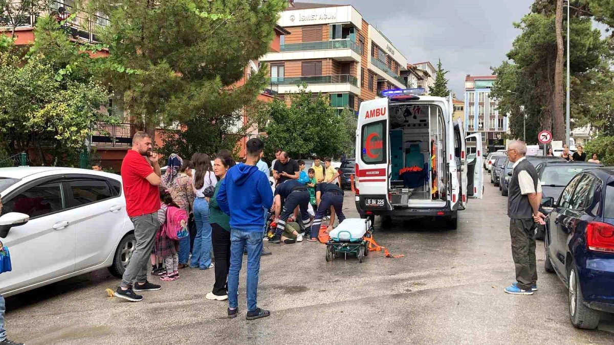 Burdur\'da Otomobilin Çarptığı Kadın Yaralandı
