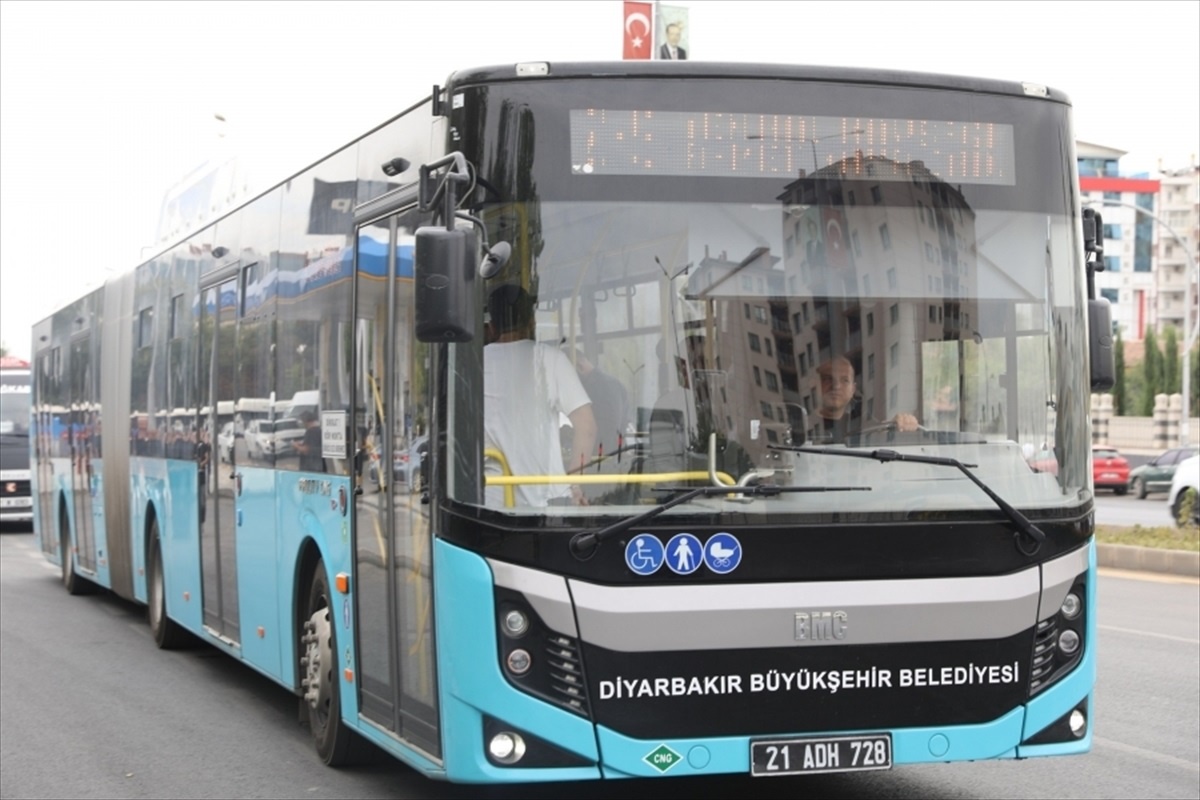 Diyarbakır Büyükşehir Belediyesi F7 Kodlu Aracın Güzergahını Revize Etti