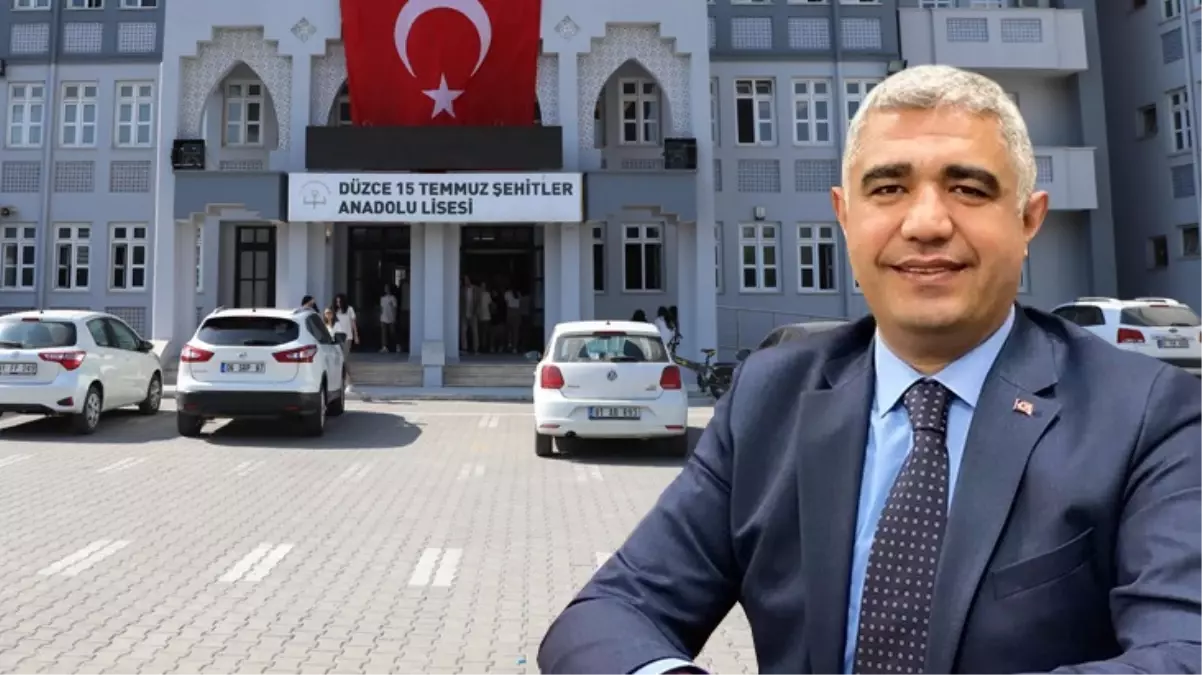 Düzce Valiliği geri adım attı! Tepki çeken isim değişikliği sonrası okula yeniden "15 Temmuz Şehitler Anadolu Lisesi" tabelası asıldı 