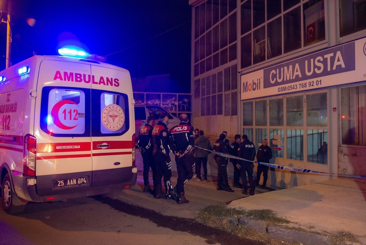 Erzurum\'da pompalı tüfek kazası: Genç hayatını kaybetti